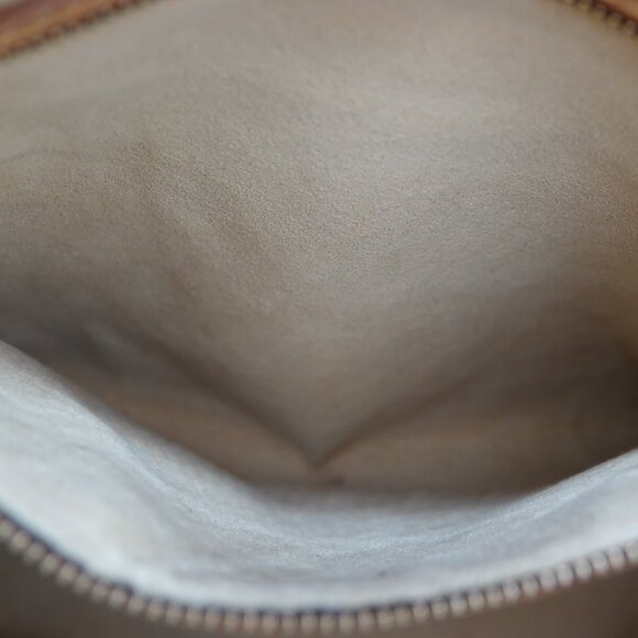 Louis Vuitton Monogram Looping GM Shoulder Bag - Picture 11 of 14